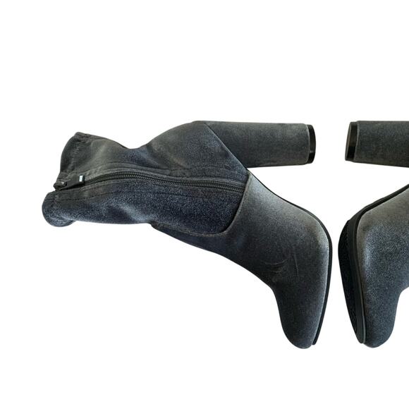 Forever Gray Velour Block Heel Almond Shaped Toe Sock Ankle Booties Size 6.5 - Picture 4 of 11
